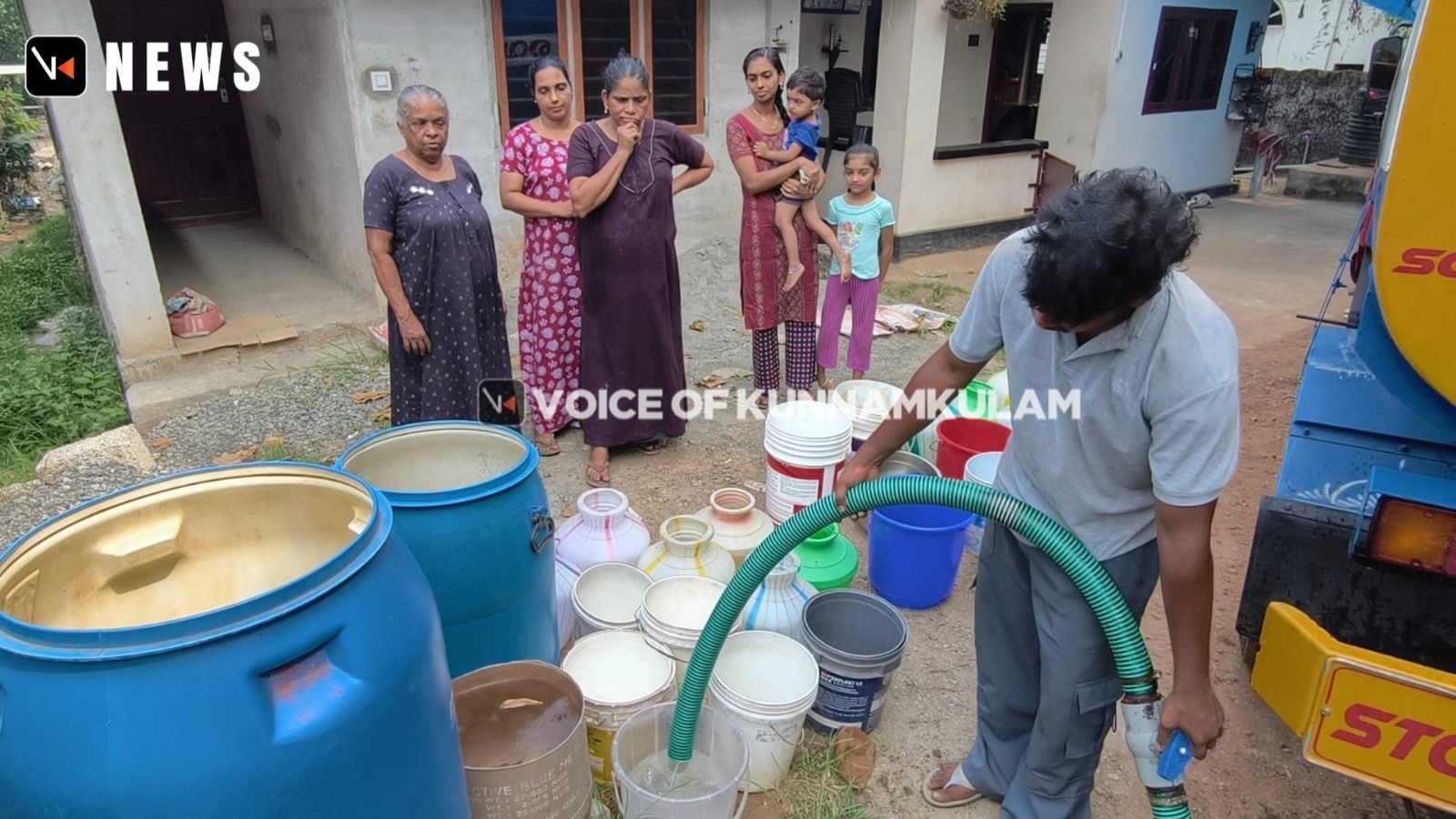 കുടിവെള്ളക്ഷാമം നേരിടുന്ന മേഖലകളിൽ ലോറികളിൽ കുടിവെള്ളമെത്തിച്ച് കുന്നംകുളം നഗരസഭ